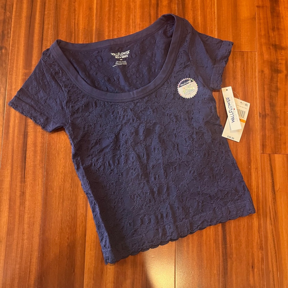 Wallflower Baby Tee Top Navy Blue InstaSmooth Seamless Short Sleeve New S‎ / M